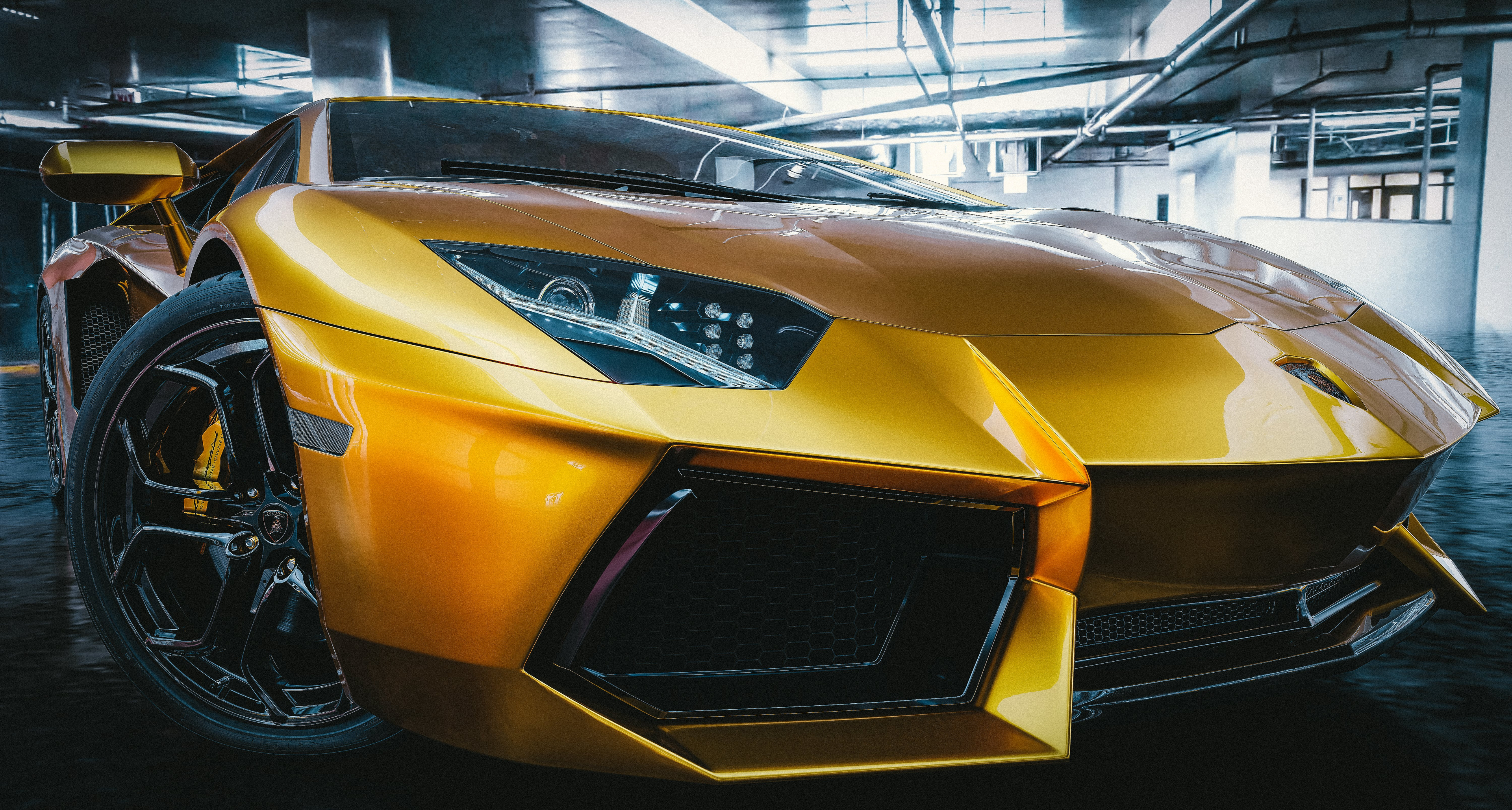 Lamborghini aventador in Blender cycles render image