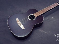 Modelo 3D de una guitarra