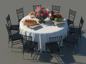 Table à manger couverte avec chaises