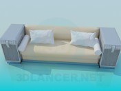 Sofá con mesas laterales