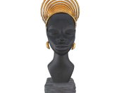 एक अफ़्रीकी महिला की मूर्ति