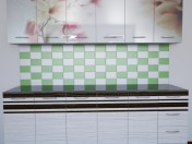 Uma parede da cozinha simples