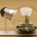 Micro-mundo en la lámpara