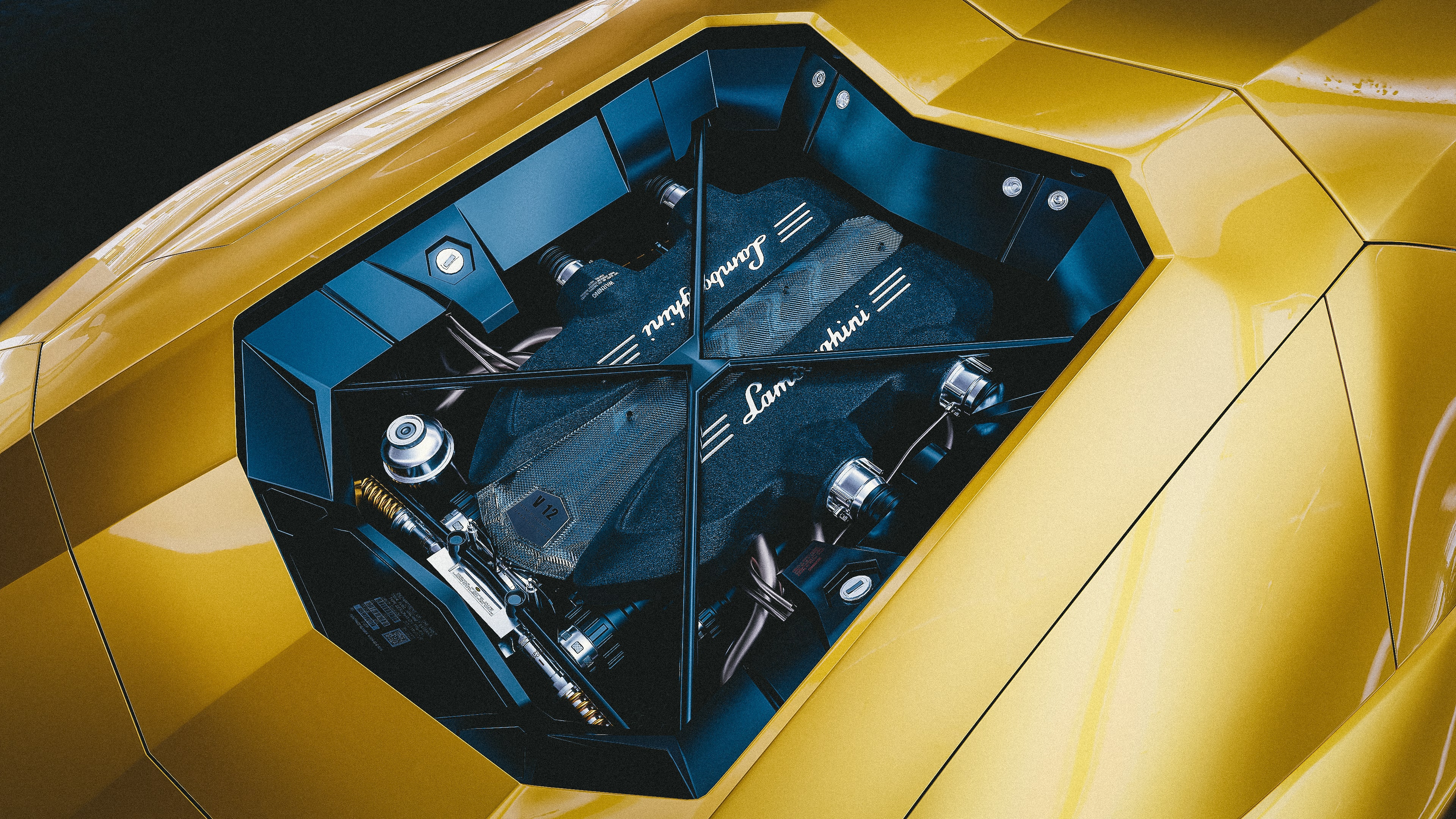 imagen de Lamborghini Aventador en Blender cycles render