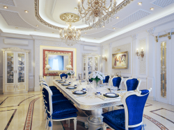 Área de jantar estilo clássico