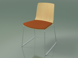 Stuhl 3981 (auf einem Schlitten, mit einem Kissen auf dem Sitz, natürliche Birke)