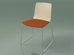 Stuhl 3981 (auf einem Schlitten, mit einem Kissen auf dem Sitz, weiße Birke)