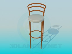 Stuhl mit hohen Beinen