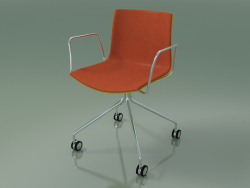 Cadeira 0462 (4 rodízios, com braços, com acabamento frontal, em polipropileno PO00118)