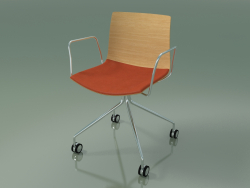 Chair 0457 (4 castors, with armrests, with seat cushion, natural oak)
