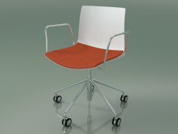 कुर्सी 0300 (5 पहियों, आर्मरेस्ट के साथ, सीट पर एक तकिया के साथ, पॉलीप्रोपाइलीन PO00101)