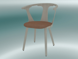 बीच में कुर्सी (SK2, H 77cm, 58x54cm, सफेद तेल से सना हुआ, चमड़ा - कॉन्यैक सिल्क)